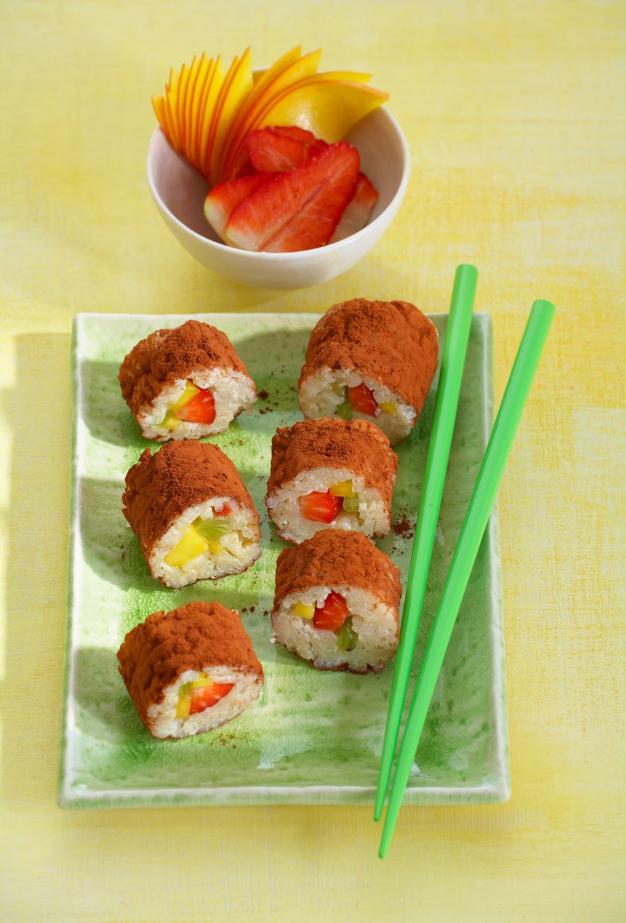 recipe image Süßes Sushi mit Früchten