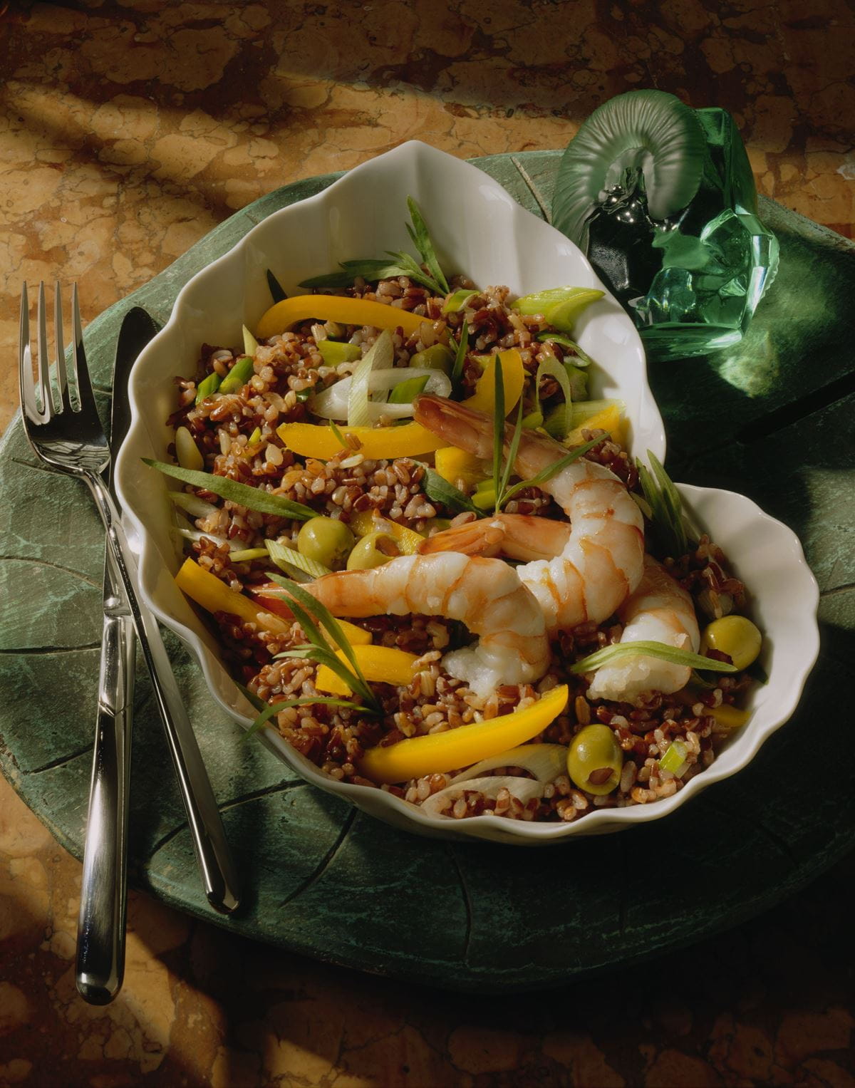 recipe image Roter Estragon-Reissalat mit Scampi